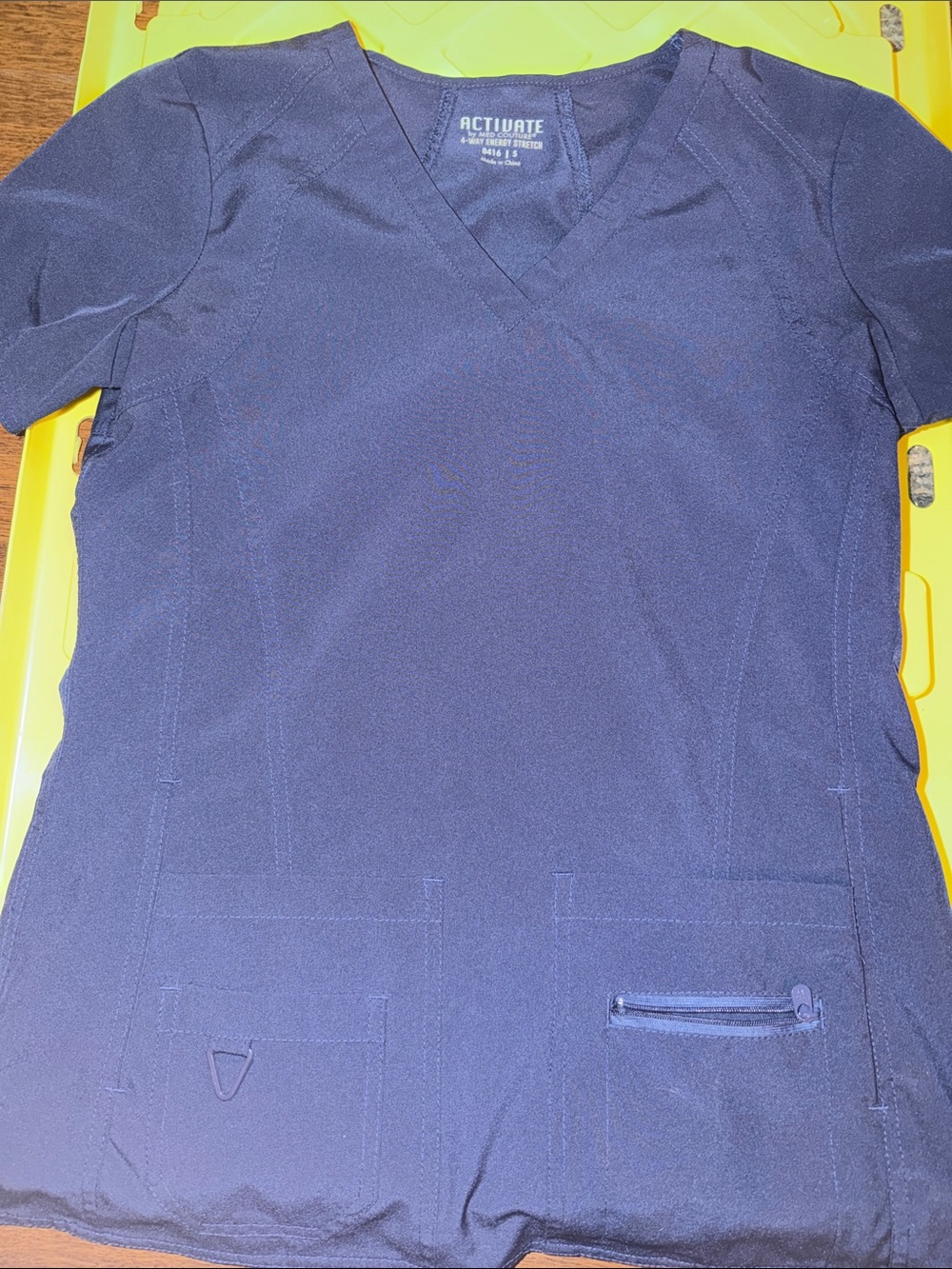 Med Couture Navy Blue V-Neck Short Sleeve Scrub Top